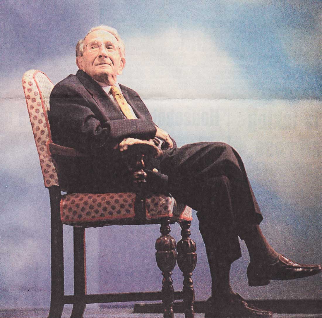 Celebrating the 90th birthday of Werner Lywen - newspaper photo Celebrating the 90th birthday of Werner Lywen - newspaper photo